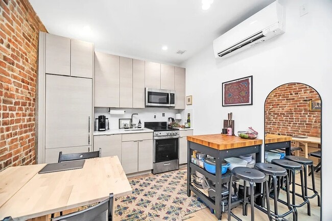 333 Warren St in Brooklyn, NY - Building Photo - Building Photo