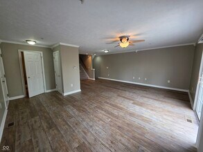 1480 Royal View Ln in Greenwood, IN - Building Photo - Building Photo