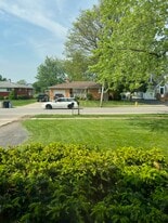 222 Frankhauser Rd in Buffalo, NY - Building Photo