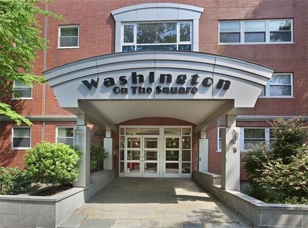1600 Beacon St, Unit 502 in Brookline, MA - Foto de edificio