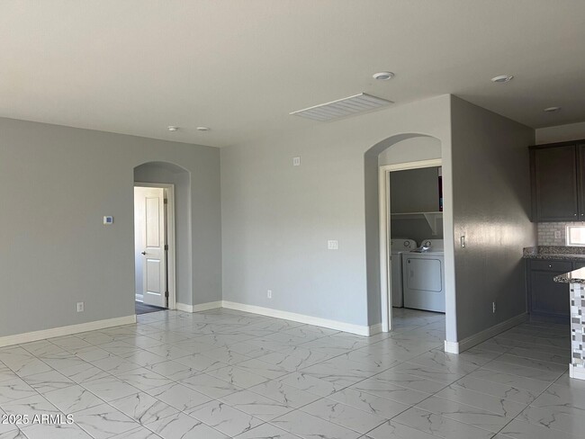 11451 S Orion Dr in Goodyear, AZ - Building Photo - Building Photo
