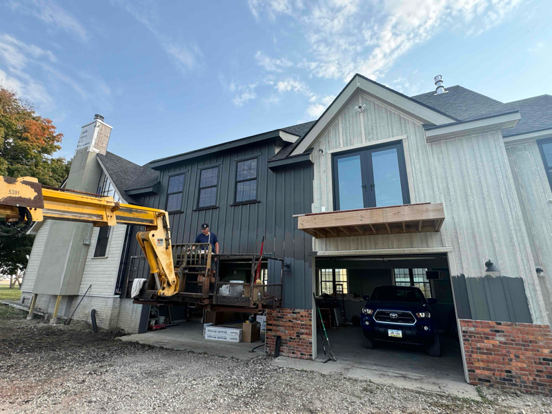 211 Main St in Otley, IA - Building Photo