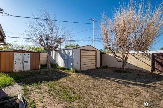 252 W Lowell Dr in Yuma, AZ - Building Photo - Building Photo