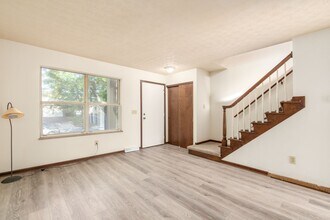 4838 Dierker Rd in Columbus, OH - Building Photo - Building Photo