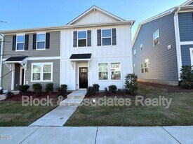 332 Hacksaw Trl in Raleigh, NC - Building Photo