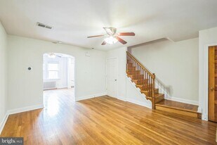 1407 K St SE in Washington, DC - Building Photo