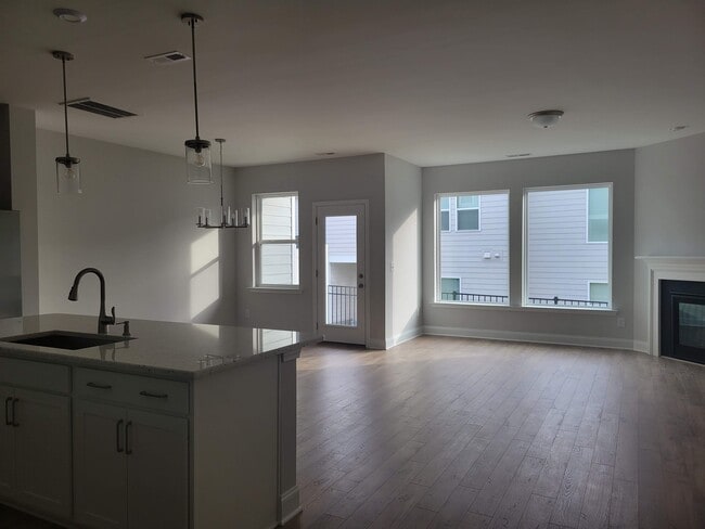 2021 Rooster Spur Ct, Unit 2021 in Durham, NC - Building Photo - Building Photo