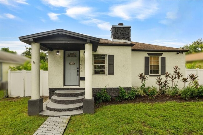 property at 1411 E Henry Ave