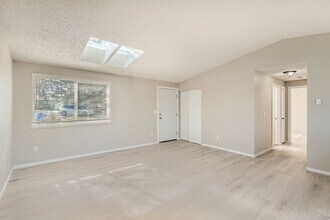 209 E 36th St in Tacoma, WA - Building Photo - Building Photo