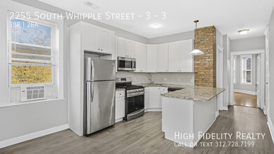 2255 S Whipple St in Chicago, IL - Building Photo - Building Photo