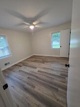 2942 Larkspur Rd in Florence, SC - Building Photo - Building Photo