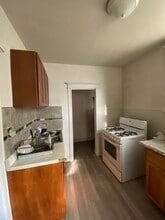 1521 E 67th Pl in Chicago, IL - Building Photo - Interior Photo