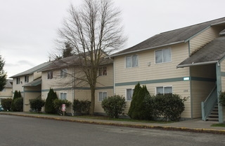 Fairhaven Manor Apartments in Burlington, WA - Building Photo