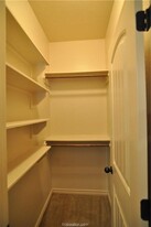 3318 Keefer Loop in College Station, TX - Building Photo