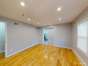 13 Idlewild Ave in Sayreville, NJ - Building Photo - Building Photo