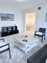 7610 Dickens Ave in Miami Beach, FL - Building Photo - Building Photo