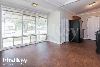 16759 Artesian Ave in Hazel Crest, IL - Building Photo - Building Photo