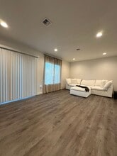 527 Canterbury Ln in Moses Lake, WA - Building Photo - Building Photo