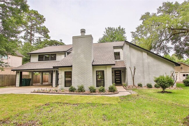 property at 22 Tangle Brush Dr