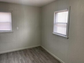 1600 E Madison St in Oklahoma City, OK - Building Photo - Building Photo