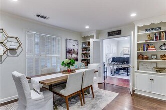 6382 Waverly Way in Fort Worth, TX - Building Photo - Building Photo