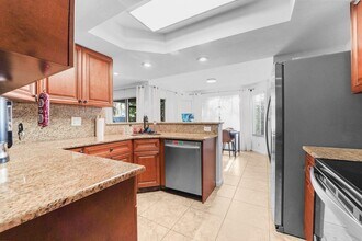 6750 Boca Pines Trail in Boca Raton, FL - Building Photo - Building Photo
