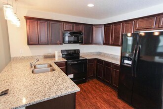 8207 Highfield Ave in Jacksonville, FL - Building Photo - Building Photo