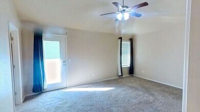 1025 Switzerland Ave in Yukon, OK - Building Photo - Building Photo