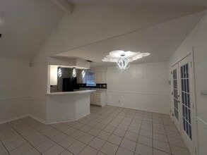 1014 Sapphire St in Laredo, TX - Building Photo - Building Photo