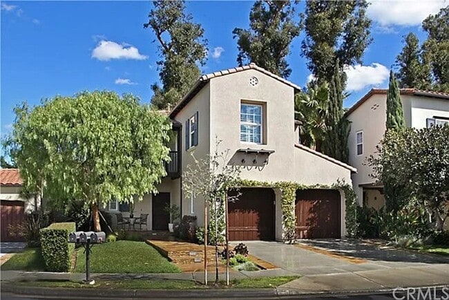property at 25 Torrey Pine