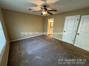 252 Jasmine Cir in Enterprise, AL - Building Photo - Building Photo