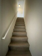15033 Sherman Way in Los Angeles, CA - Foto de edificio - Building Photo