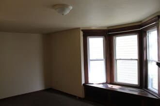 457 W 8th St, Unit 1 in Erie, PA - Building Photo - Building Photo