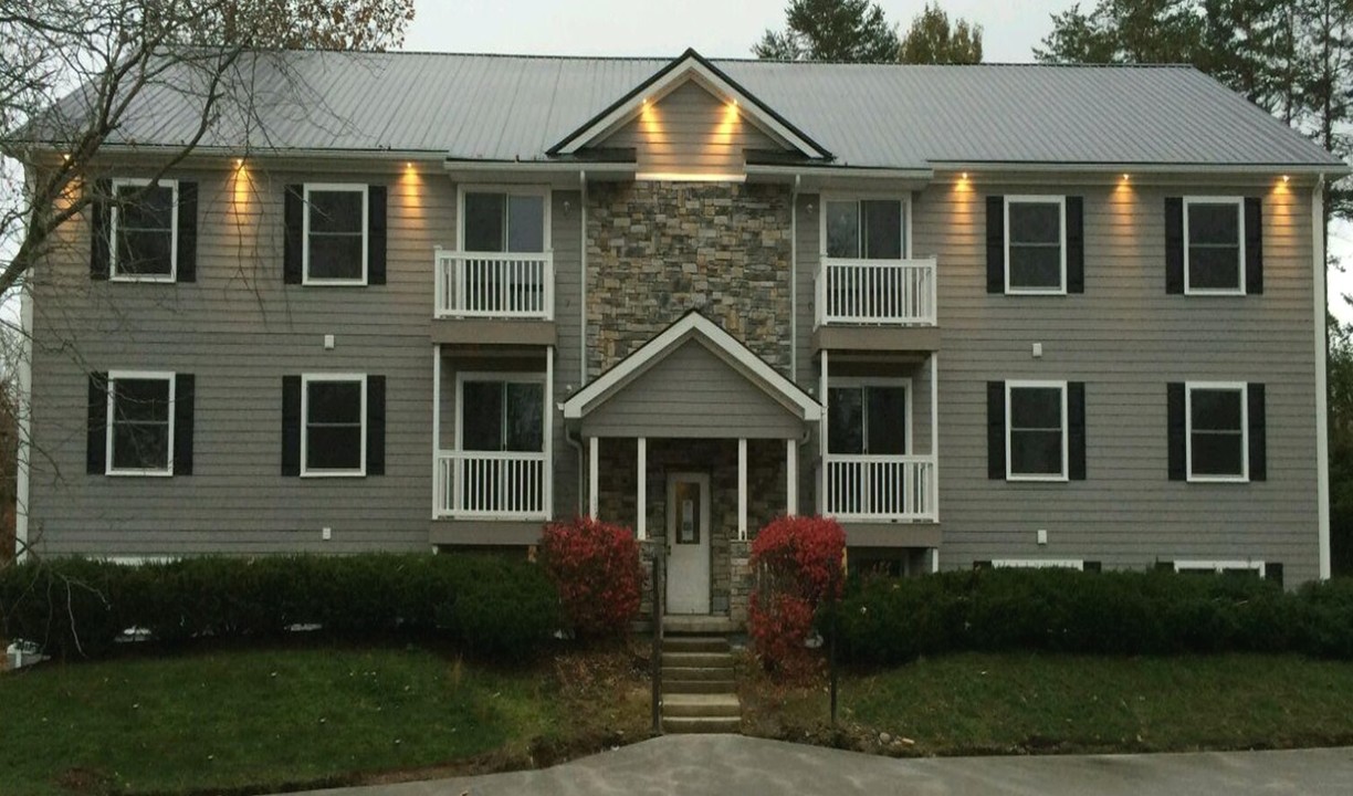 Hidden Park Apartments in Huntington, WV - Building Photo