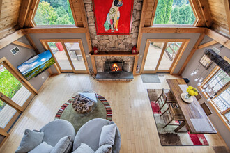 7 Horse Run Hill Rd in Cromwell, CT - Building Photo - Building Photo