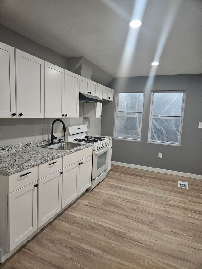 419 Darby Terrace in Darby, PA - Building Photo - Building Photo