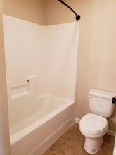 31 Berkeley St in Surrey, ND - Building Photo - Building Photo