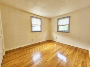 183 Reservoir Ave in Revere, MA - Building Photo - Building Photo