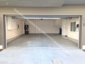 12040 Riley Ln in San Diego, CA - Building Photo - Building Photo