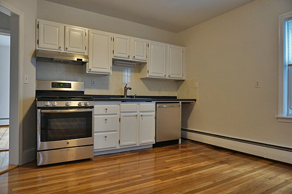 250 River St, Unit 250 in Waltham, MA - Foto de edificio