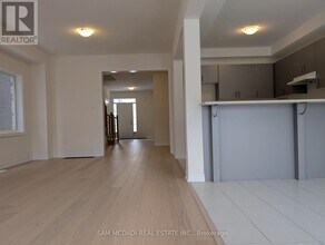 30 Hutchison Rd in Guelph, ON - Building Photo - Building Photo