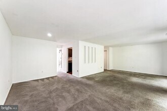 575 Wilson Bridge Dr-Unit -6774 B-2 in Oxon Hill, MD - Building Photo - Building Photo