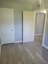 2914 Cheyenne Ave in Flint, MI - Foto de edificio - Building Photo