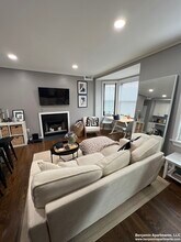 153 W Brookline St, Unit 4 in Boston, MA - Building Photo - Building Photo