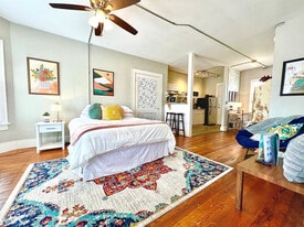 304 Power St in Corpus Christi, TX - Building Photo