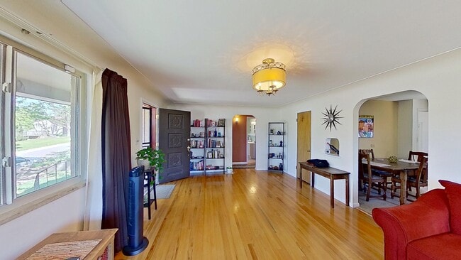 property at 4030 S Fox St