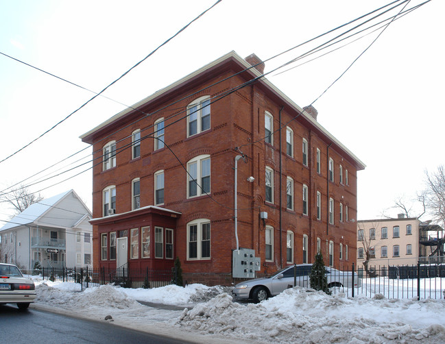 101-103 Mather St in Hartford, CT - Foto de edificio - Building Photo