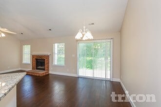 3226 Twin Falls Ln in Matthews, NC - Building Photo - Building Photo