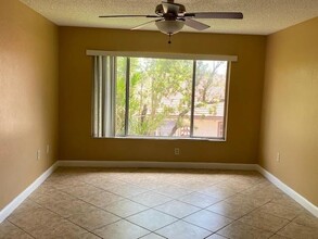 3276 NW 103rd Ter, Unit 202A in Coral Springs, FL - Building Photo - Building Photo