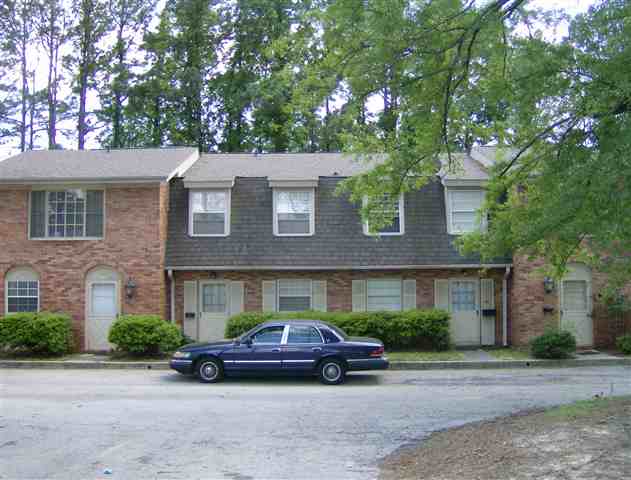 437 Grove St in Greenwood, SC - Building Photo